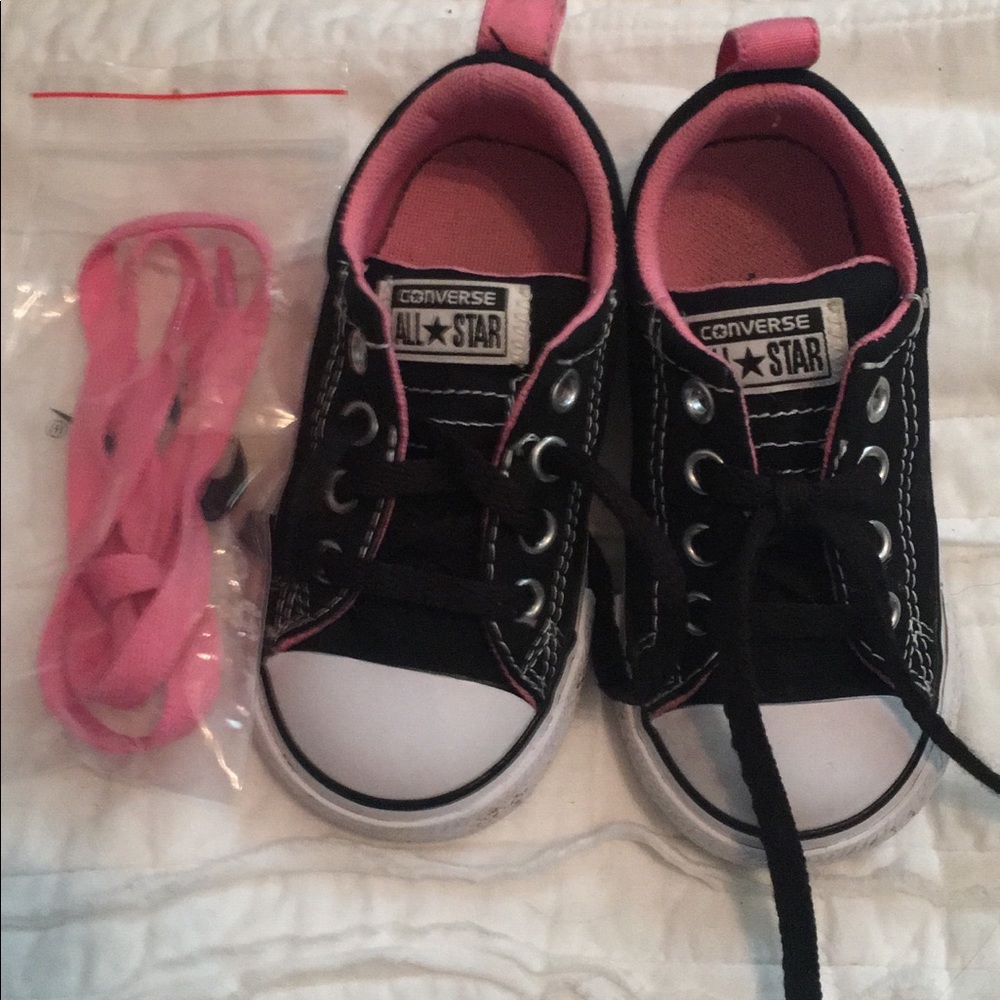 Black converse